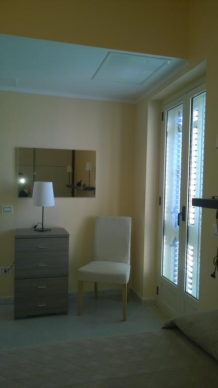 La Terrazza Sul Borgo Bed & Breakfast Serracapriola ภายนอก รูปภาพ
