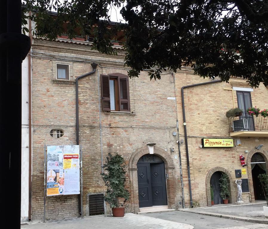 La Terrazza Sul Borgo Bed & Breakfast Serracapriola ภายนอก รูปภาพ