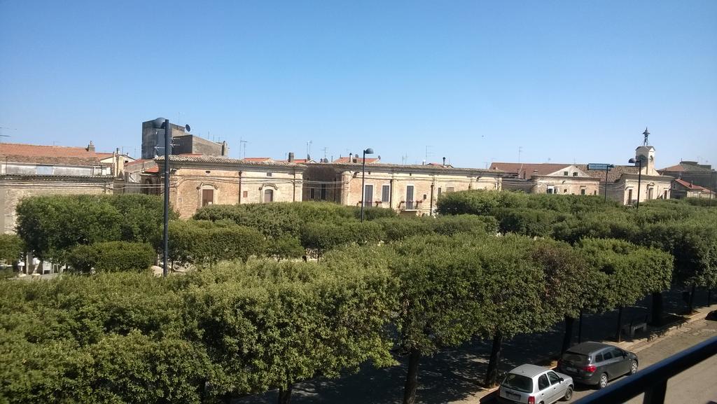 La Terrazza Sul Borgo Bed & Breakfast Serracapriola ภายนอก รูปภาพ
